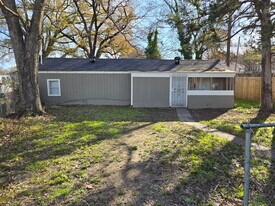 1512 1/2 Chandler St in North Little Rock, AR - Building Photo
