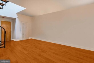 1527 Pine St in Philadelphia, PA - Building Photo - Building Photo