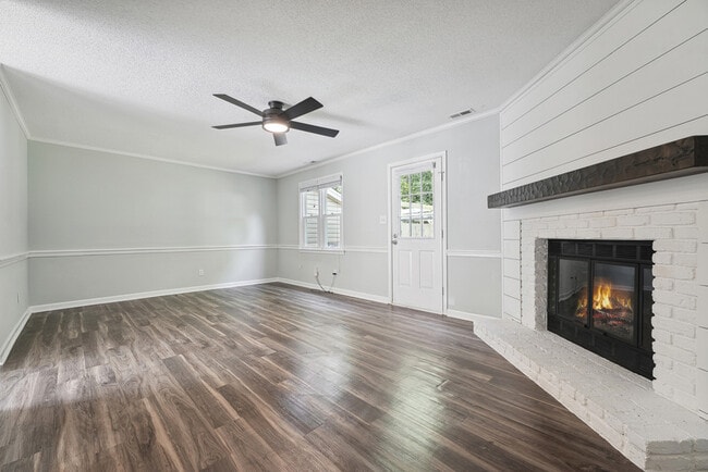 107 Towne View Trail in Garner, NC - Building Photo - Building Photo
