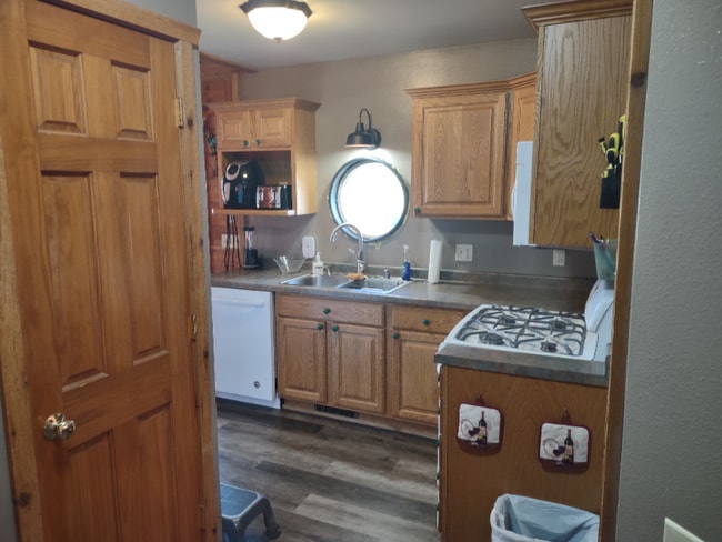 424 Overlook Ct in Warrens, WI - Building Photo - Building Photo