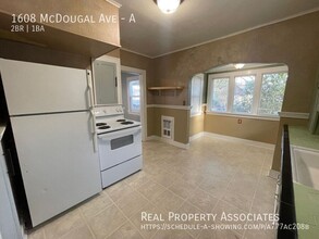 1608 McDougall Ave in Everett, WA - Building Photo - Building Photo