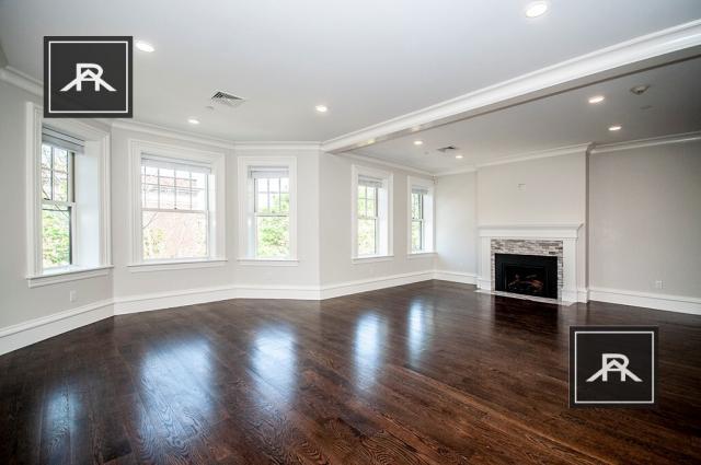 9 Alton Pl in Brookline, MA - Building Photo - Building Photo