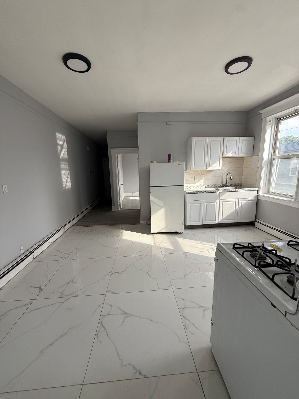 190 Ackerman Ave in Clifton, NJ - Building Photo - Building Photo