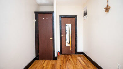 242 Central Ave in Brooklyn, NY - Building Photo - Building Photo