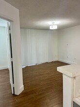 631 SW 111th Ln in Pembroke Pines, FL - Building Photo - Building Photo