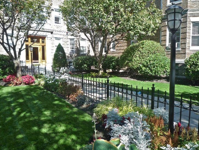 property at 24 Queensberry St