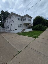 1109 Dousman St in Green Bay, WI - Building Photo - Building Photo