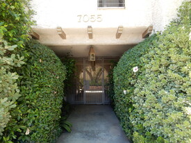 7055 Etiwanda Ave, Unit 208 Apartments