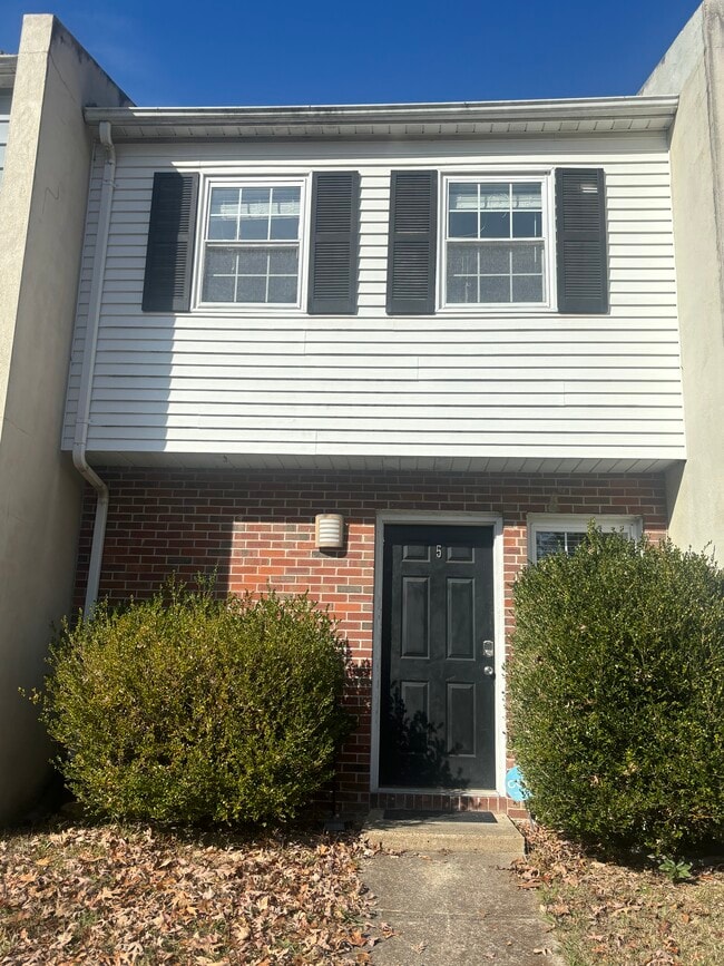 property at 5 Sally Ann Pl