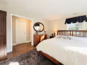 9605 Singleton Dr in Bethesda, MD - Building Photo - Building Photo