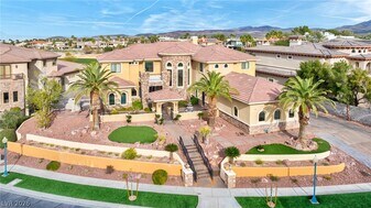 1581 Villa Rica Dr in Henderson, NV - Building Photo