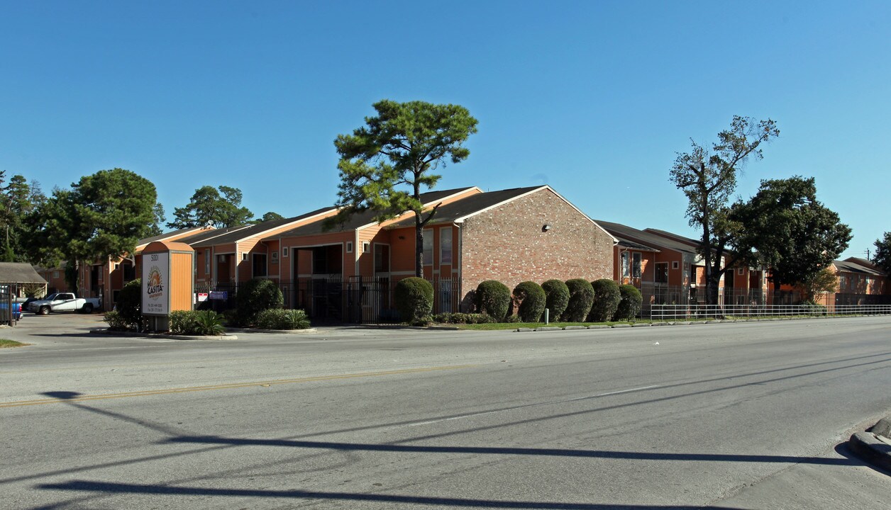 Mi Casita in Houston, TX - Building Photo