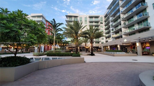 7751 NW 107th Ave in Doral, FL - Building Photo - Building Photo