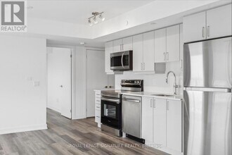 1480 Bayly St in Pickering, ON - Building Photo - Building Photo