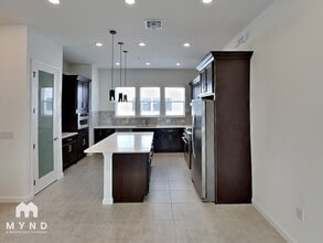 2353 Brix St in Orlando, FL - Foto de edificio - Building Photo