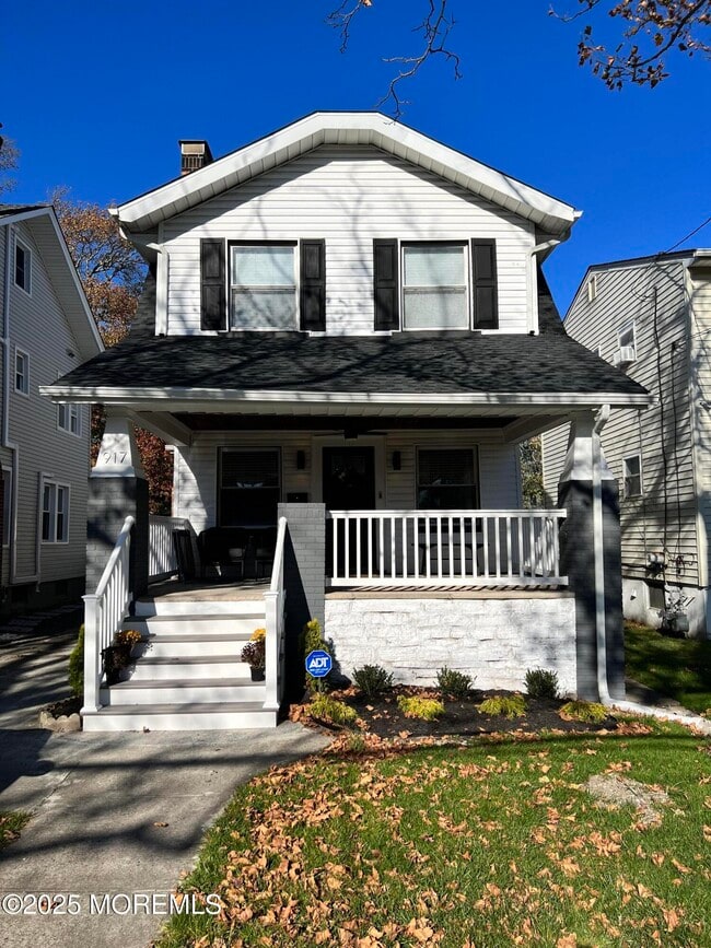 property at 917 4th Ave