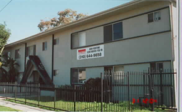 14800 Lemoli Ave in Gardena, CA - Building Photo