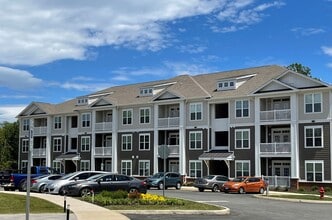 Berkmar Landing Apartments in Earlysville, VA - Building Photo - Building Photo