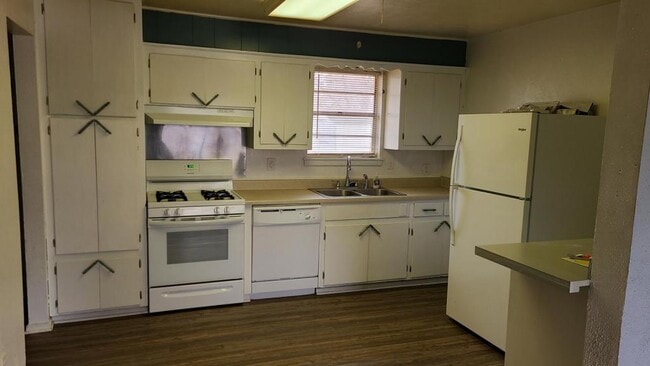 409 S Holly St in Burkburnett, TX - Building Photo - Building Photo