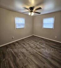 5556 Washington St in Merrillville, IN - Building Photo - Building Photo