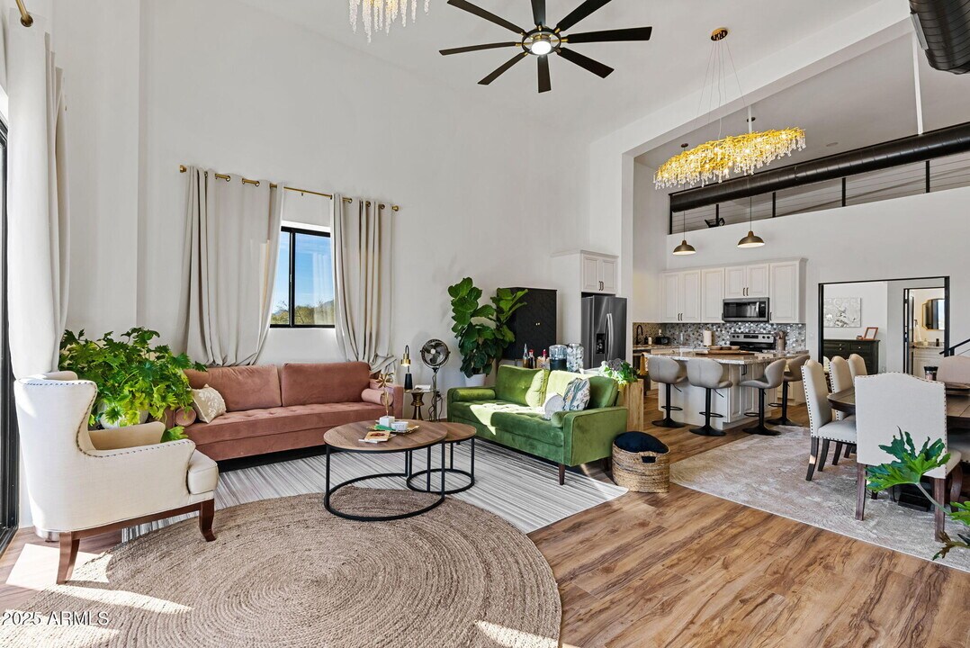 14537 E Windstone Trail in Scottsdale, AZ - Building Photo