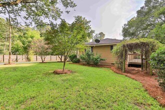 132 Old Ash St in Good Hope, GA - Building Photo - Building Photo