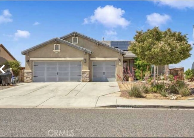 13998 Old Mill Ln in Victorville, CA - Building Photo - Building Photo