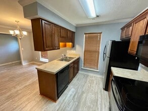 493 Fairway Ave in Byram, MS - Building Photo - Building Photo