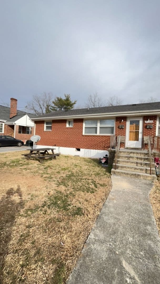 property at 1129 Forest Park Blvd NW