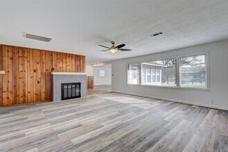 17445 Pine Lake Rd in Montgomery, TX - Building Photo - Building Photo
