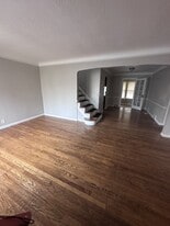 1240 Avondale Rd in South Euclid, OH - Building Photo