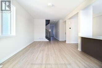 740 Tincture Pl in Ottawa, ON - Building Photo - Building Photo
