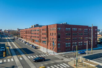 1201 W Girard Ave in Philadelphia, PA - Foto de edificio - Building Photo