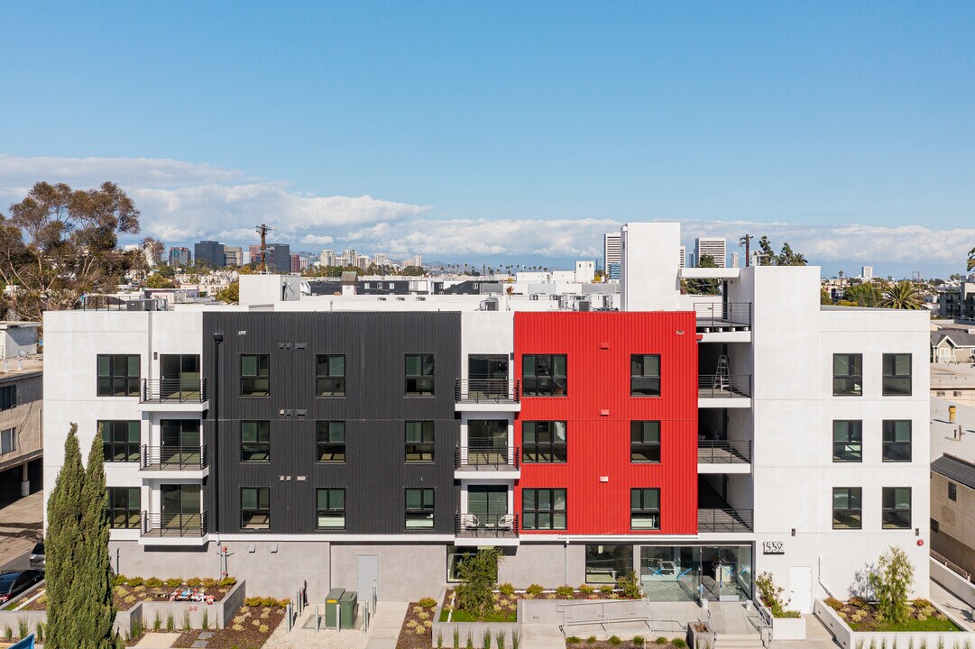 Lido Apartments - 1532 Brockton Ave in Los Angeles, CA - Building Photo