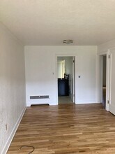 1087 E 19th Ave in Eugene, OR - Building Photo - Building Photo