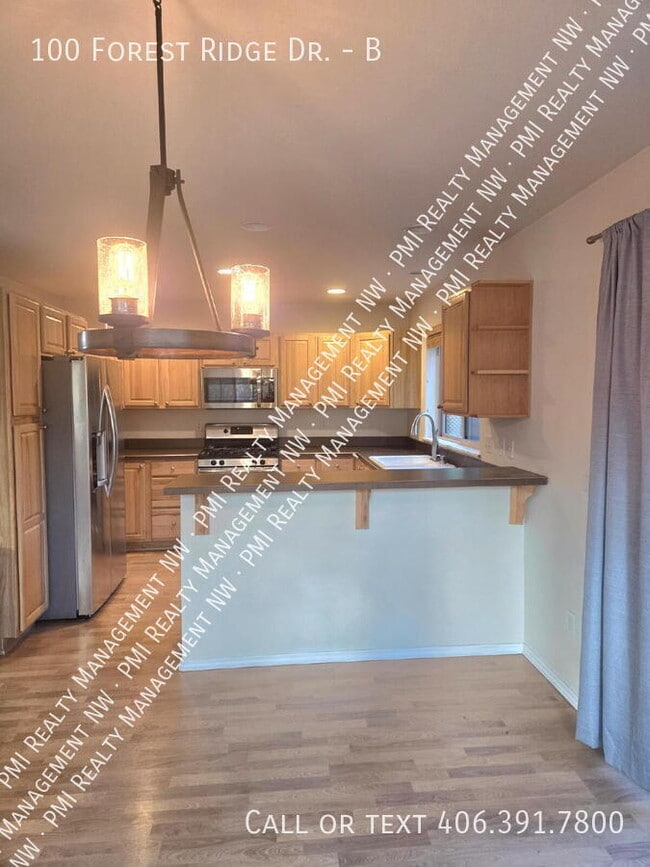 100 Forest Ridge Dr in Whitefish, MT - Building Photo - Building Photo