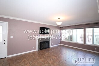 8854 Bralorne Way in San Diego, CA - Building Photo - Building Photo
