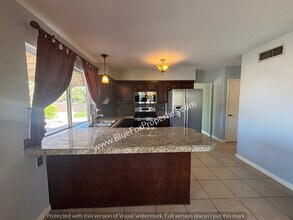2490 W Dante Way in Tucson, AZ - Building Photo - Building Photo