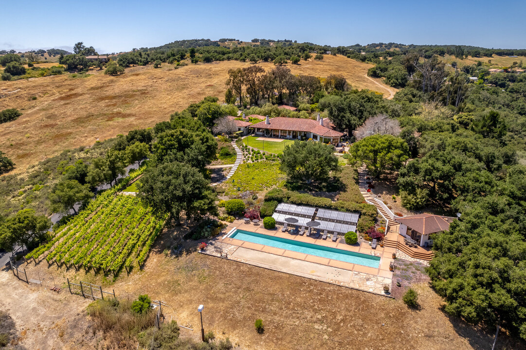 2655 Lopez Dr in Arroyo Grande, CA - Building Photo