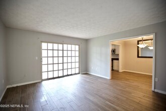 5201 ATLANTIC Blvd in Jacksonville, FL - Building Photo - Building Photo