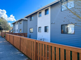 Arise Station in Everett, WA - Building Photo