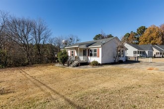 700 Western Ave in Nashville, NC - Building Photo - Building Photo