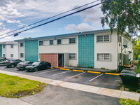 1316 NE 105th St in Miami Shores, FL - Building Photo - Building Photo