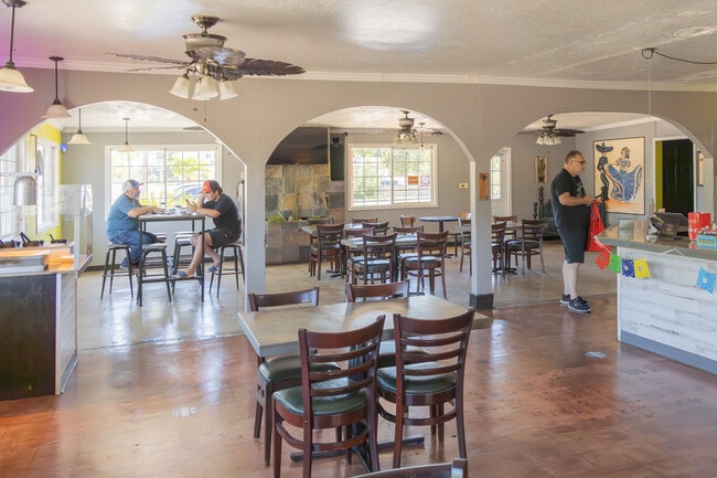 Apartamentos Alquiler en Anderson, CA