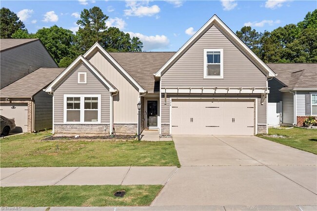 property at 574 Freeport Ct