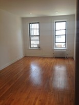 349-361 E 86th St in New York, NY - Foto de edificio - Interior Photo