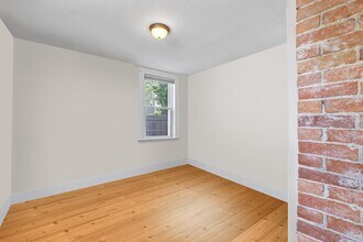 9 Hodges Ct in Salem, MA - Building Photo - Building Photo