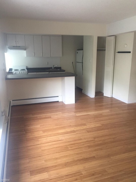 85 Trowbridge St in Cambridge, MA - Building Photo
