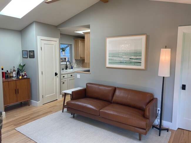 property at 8 Locke Ln