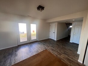 16785 Huntington Ln in St. Robert, MO - Building Photo - Building Photo